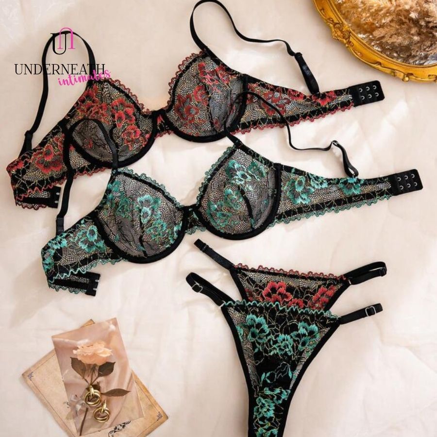 Scarlet Set (with underwire) - Red (S/M & L)