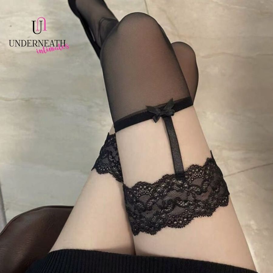 Thigh-high Stockings - Black (S/M)