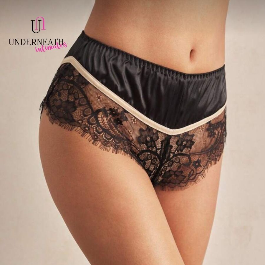 Booty Boyshorts - Black (S/M & L)