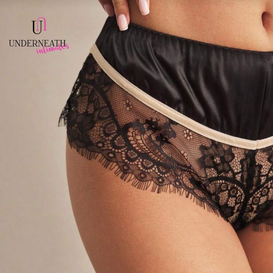 Booty Boyshorts - Black (S/M & L)
